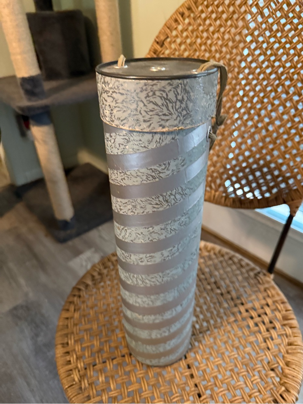 Antique knitting needle caddy - Silver Gray